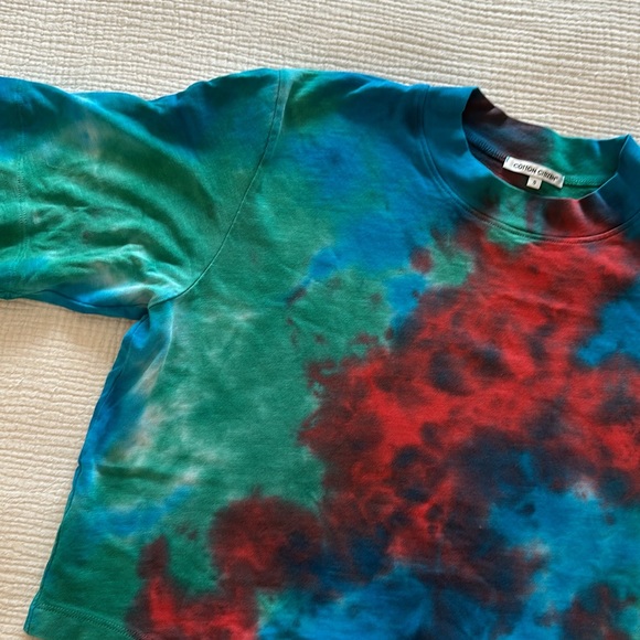 COTTON CITIZEN Tokyo Short Sleeve Tie-Dye Crop Top - Picture 4 of 5